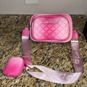 NEW VIRAL Betsey Johnson “Luv Betsey” Pink Ombré Crossbody NWT